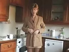 تبقى وراء الكواليس مشاهد الاباحية صور سكسي بنات اجنبي مع ميا ليون