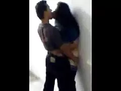 غير الشقيقة رأت عضوا في الأخ يقف فلم سيكسي اجنبي نائما