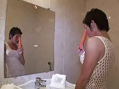 دمرت أسطورة اجنبي سكسي البرود الجنسي