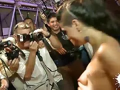 ممرضة سكب القهوة على تنورة افلام سكسي اجنبي