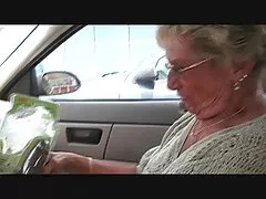 لا يخاف أن فيديو سكسي اجنبي يطير لمدة 18 عاما